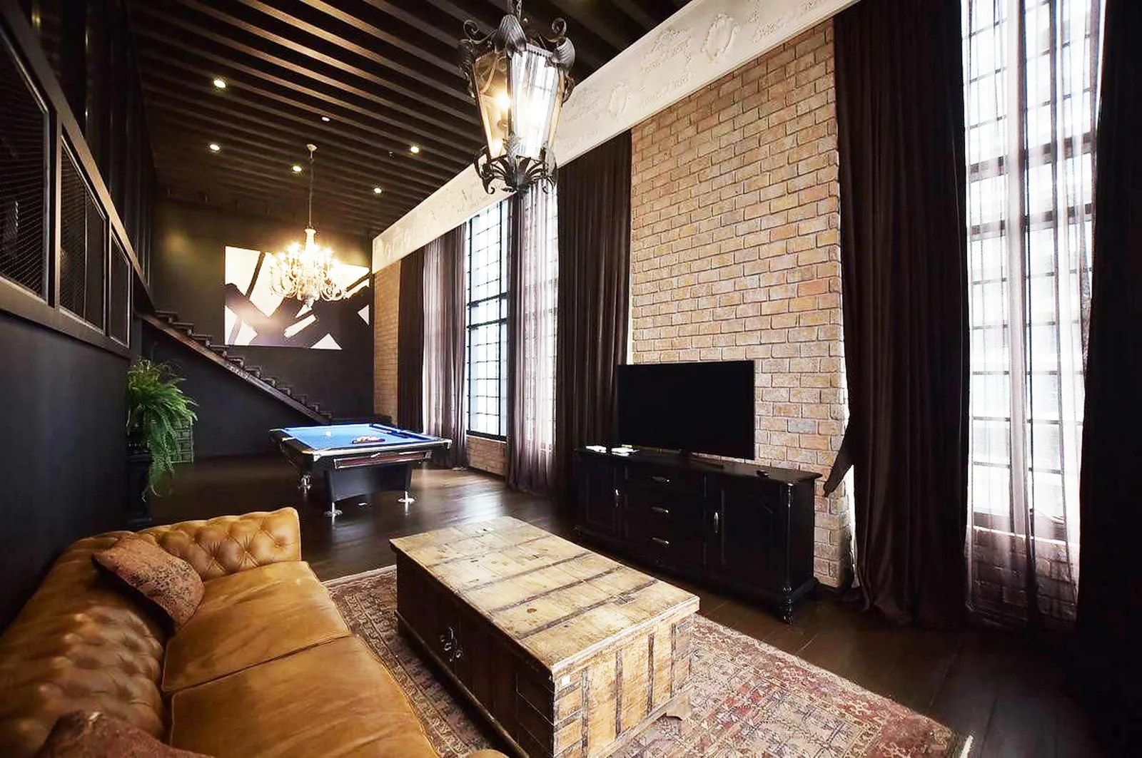 The Emporio Place — photo 2