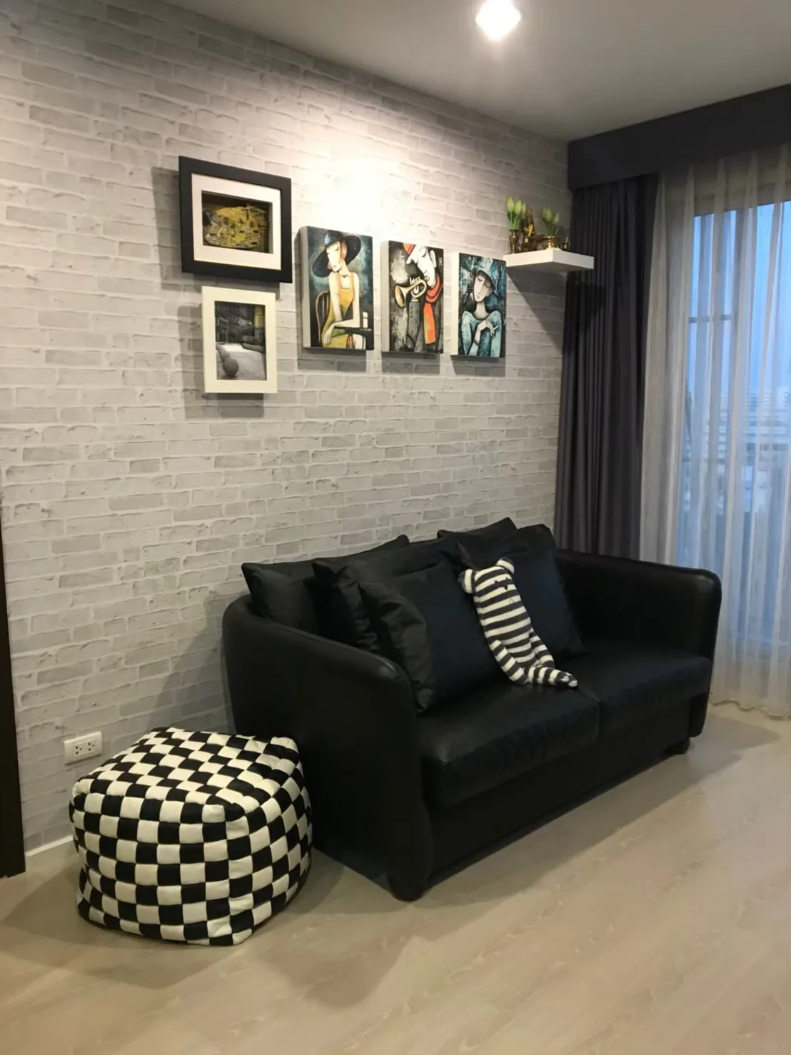Rhythm Sathorn - Narathiwas — photo 1