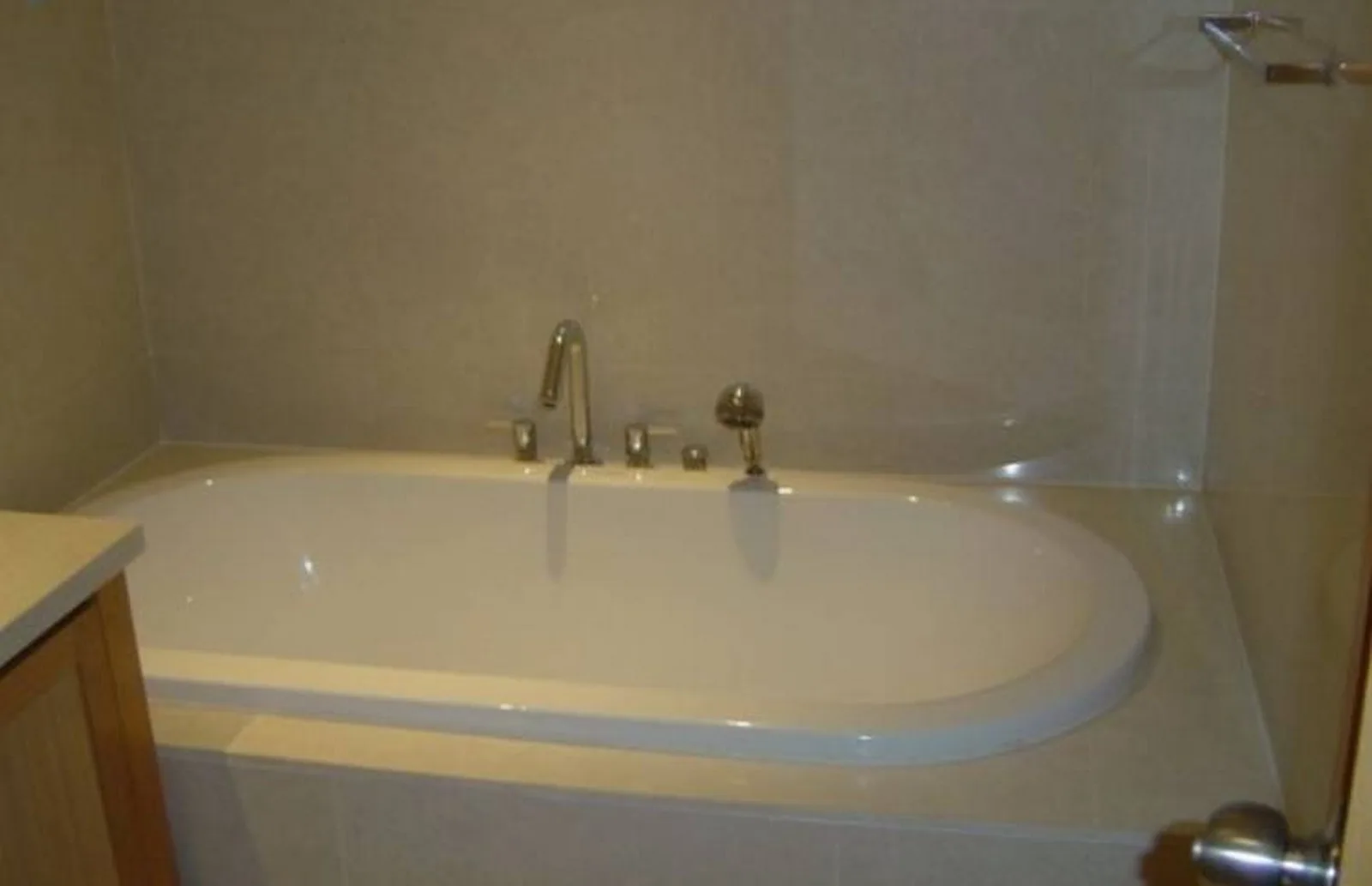 The Emporio Place — photo 4