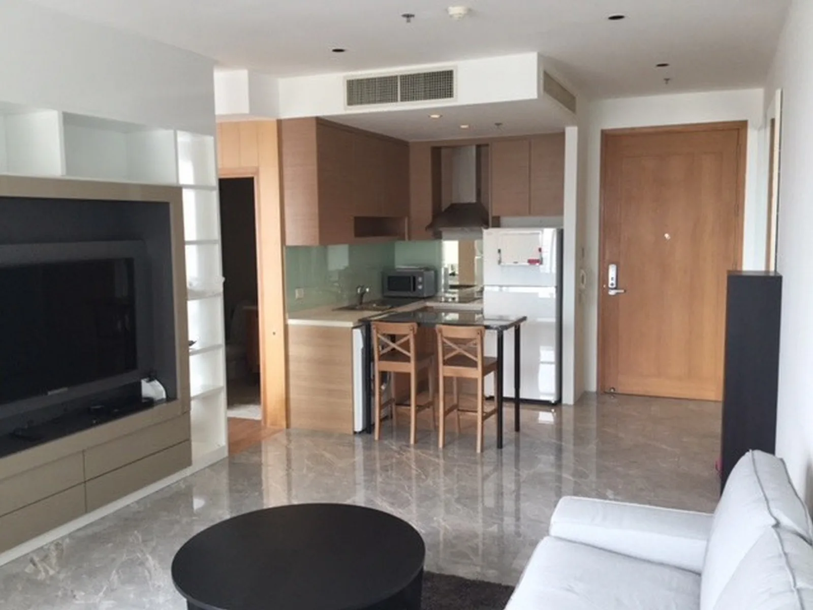 The Emporio Place — photo 4