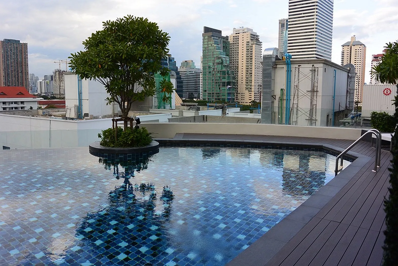 15 Sukhumvit Residences — photo 2
