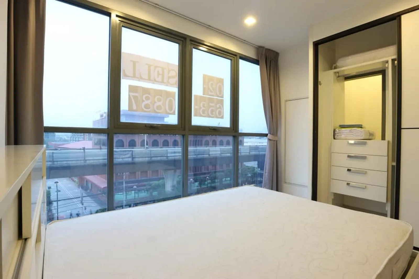 Ideo Mobi Sukhumvit 81 — photo 3