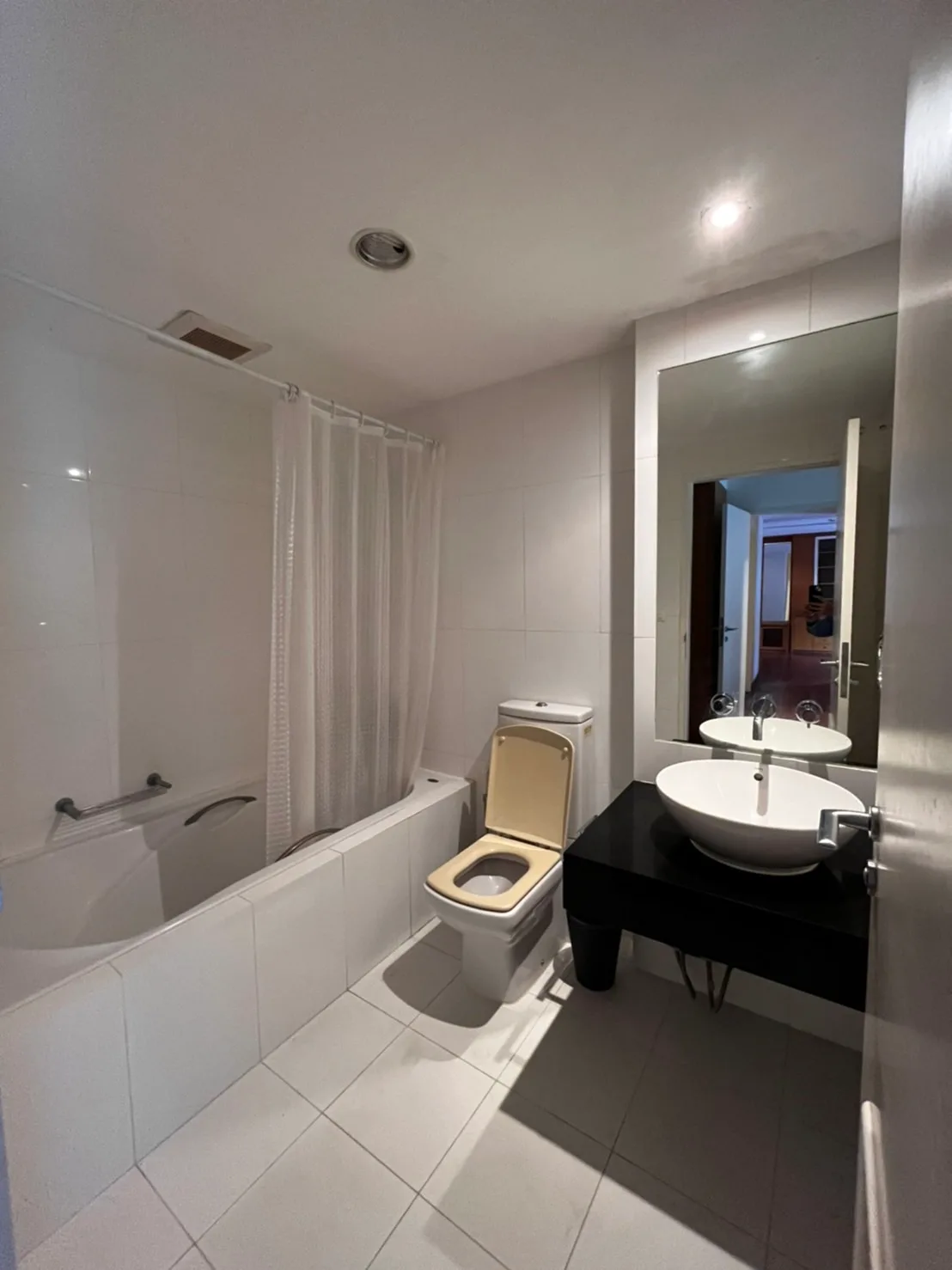 Urbana Sukhumvit 15 — photo 12