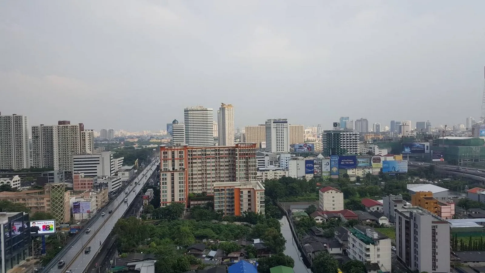 Condolette Midst Rama 9 — photo 6
