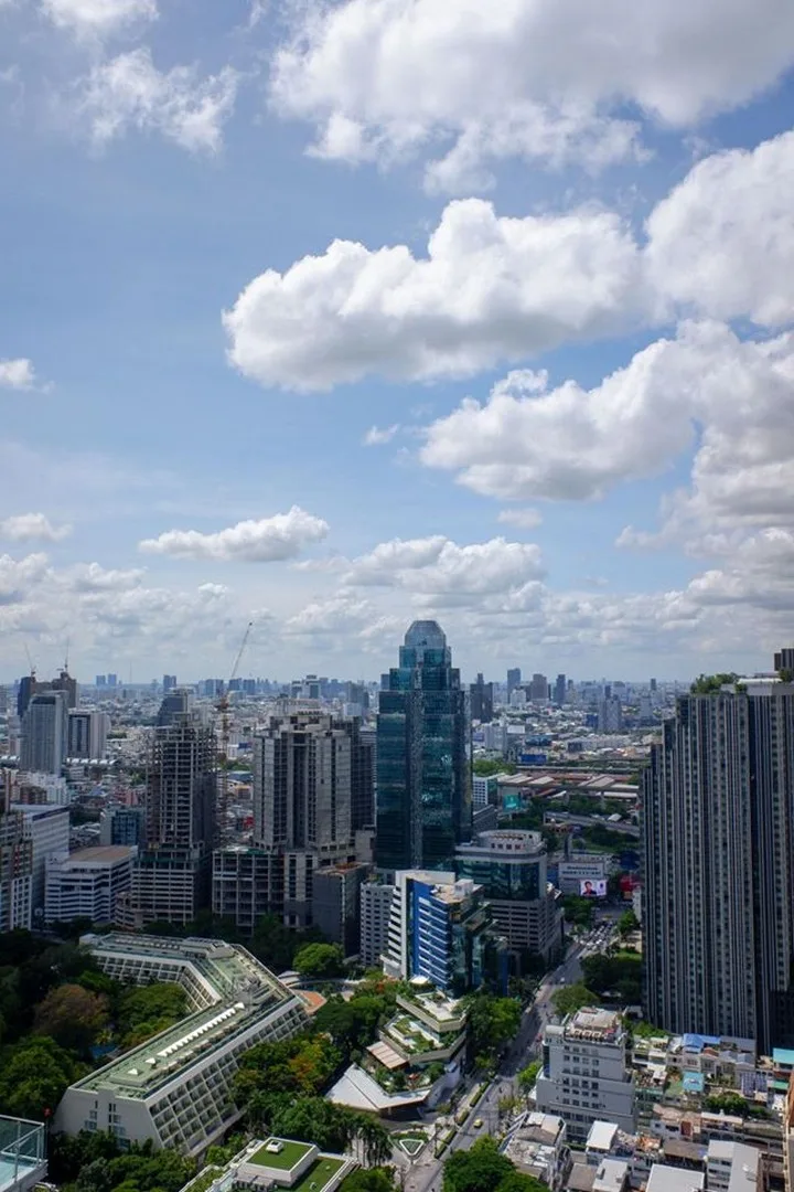 Noble Ploenchit — photo 16