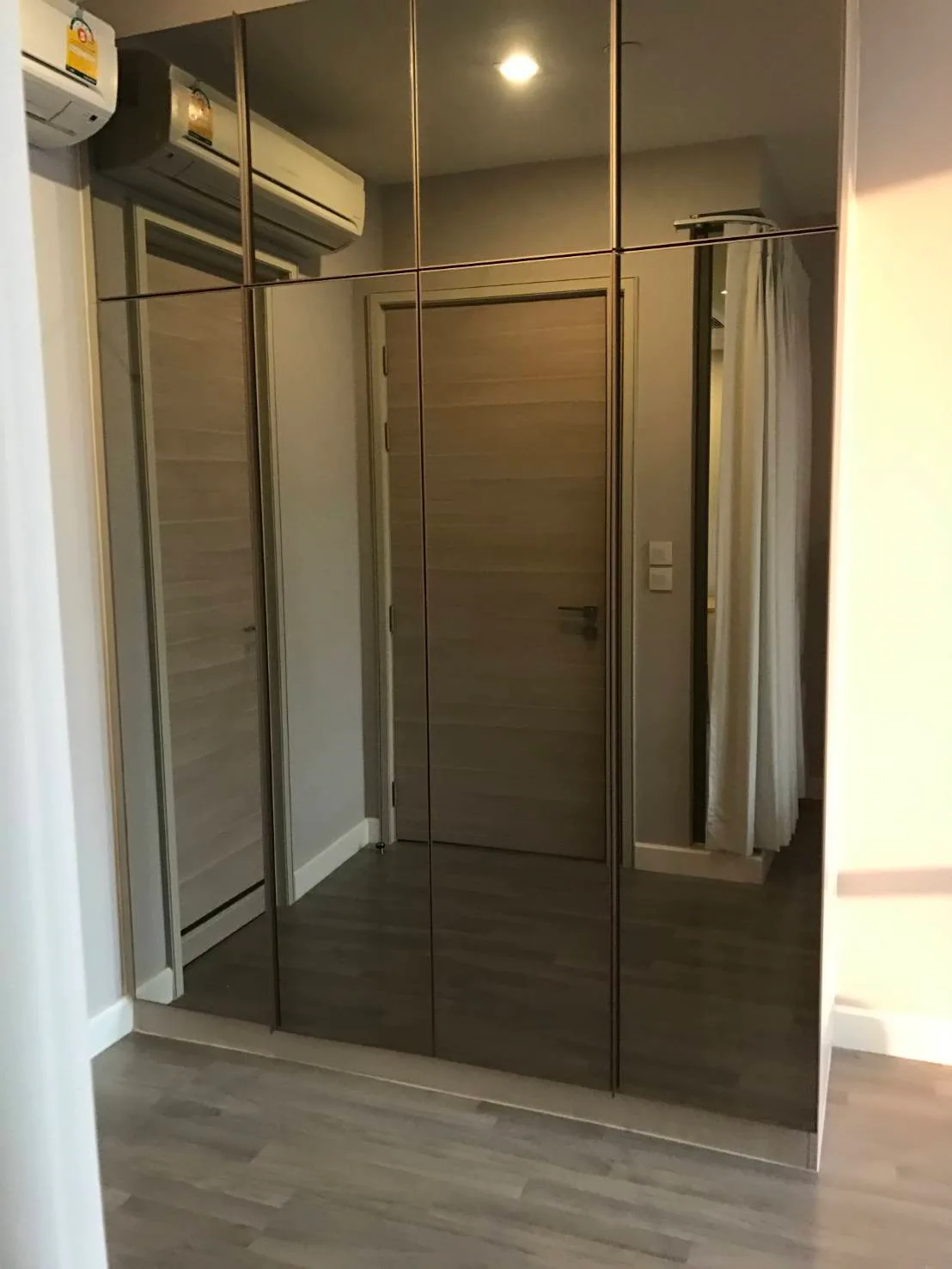 The room Sathorn - TanonPun — photo 11