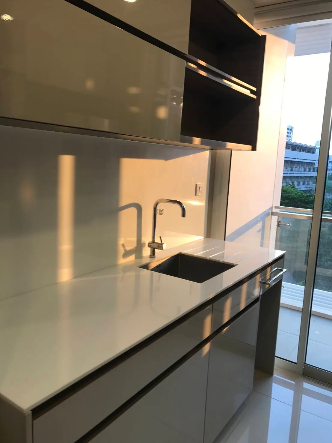 The room Sathorn - TanonPun — photo 7