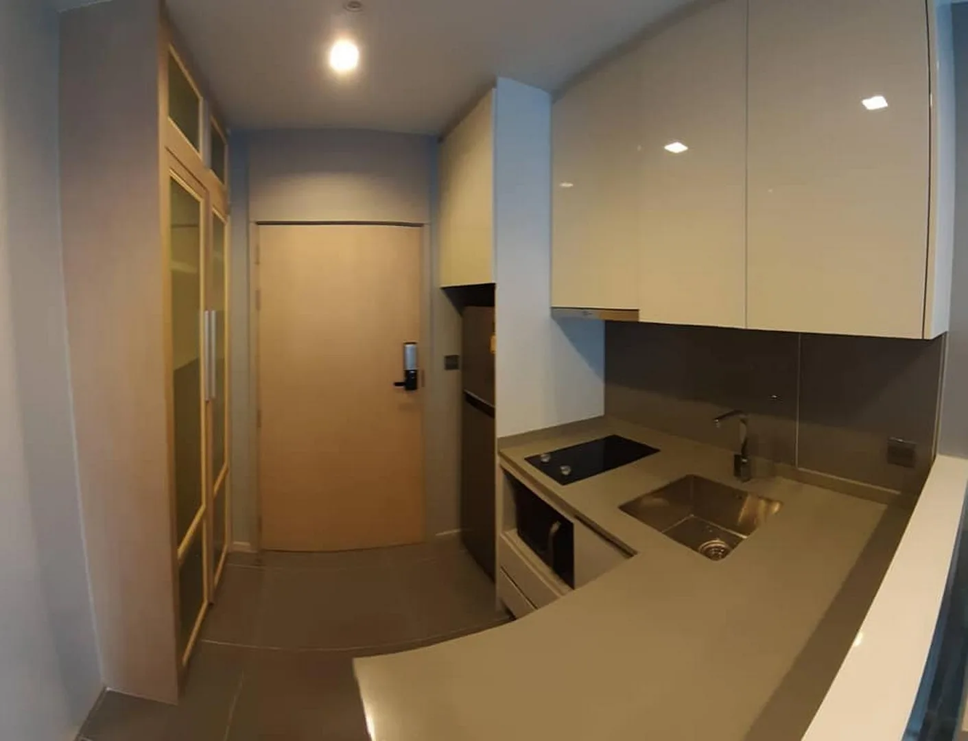 M Thonglor 10 — photo 8