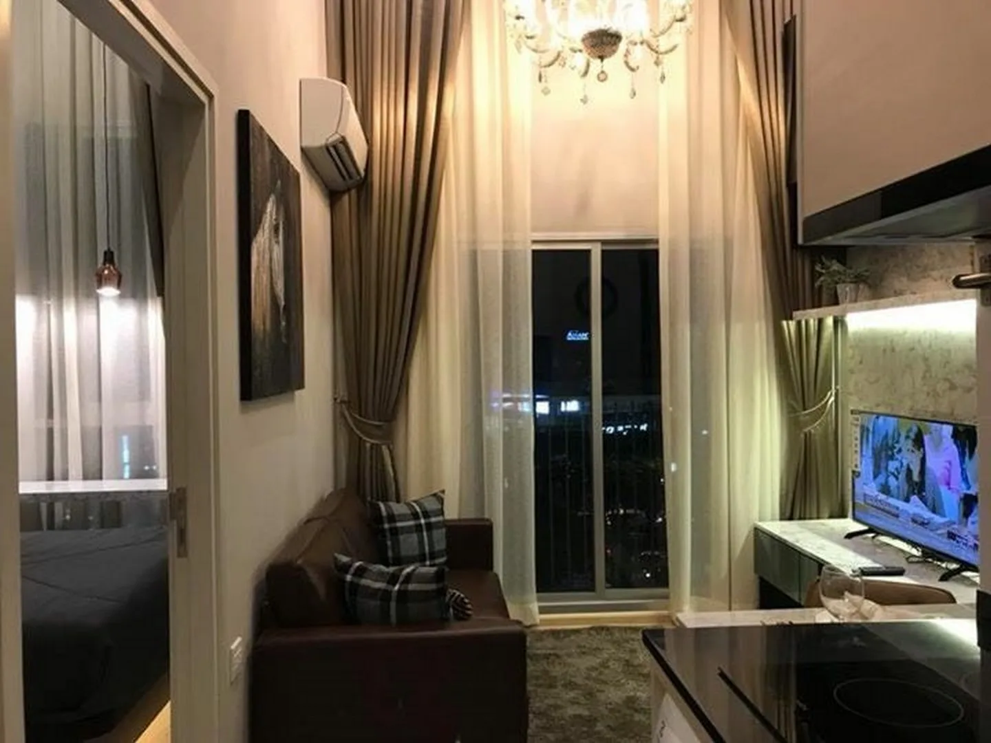 Noble Revolve Ratchada — photo 1