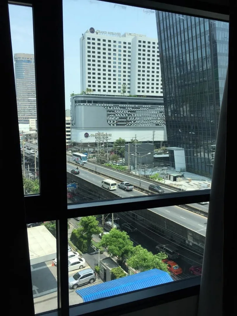 Condolette Midst Rama 9 — photo 7