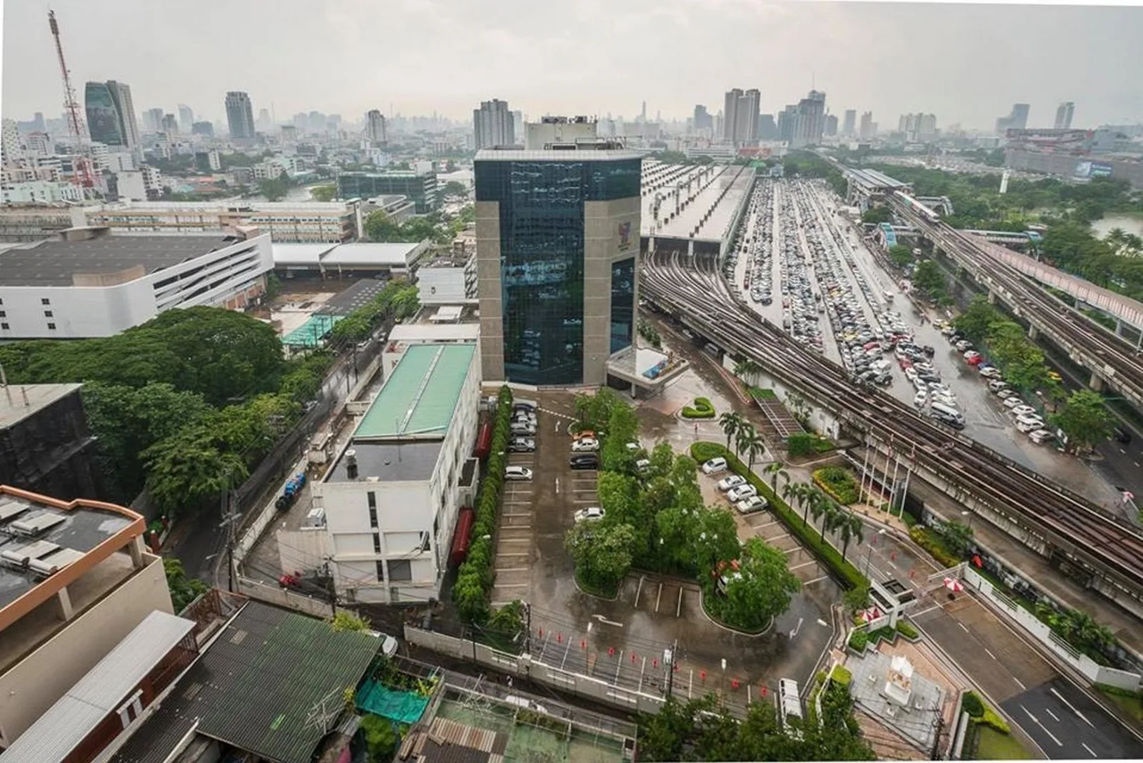 Ideo Sathorn - Wongwian Yai — photo 13