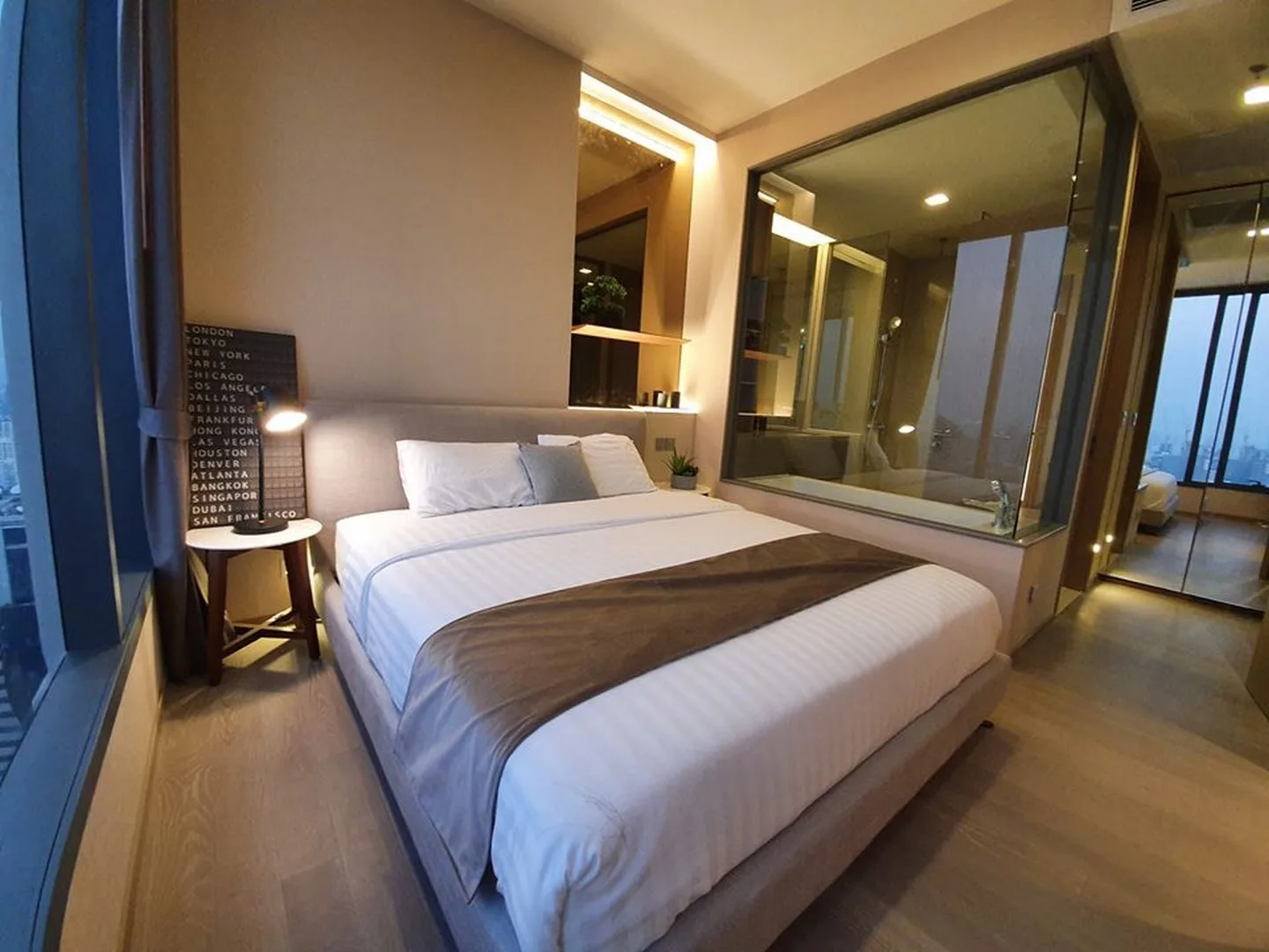 The Esse Asoke — photo 8