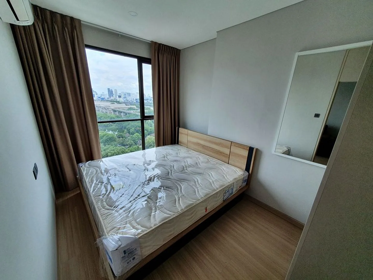 Lumpini Suite Phetchaburi - Makkasan — photo 16