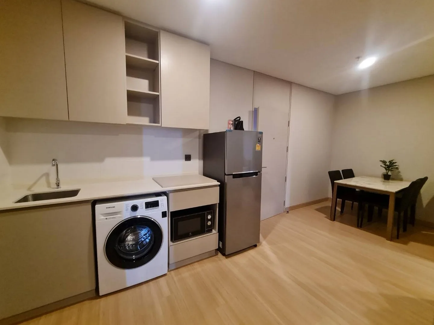 Lumpini Suite Phetchaburi - Makkasan — photo 5