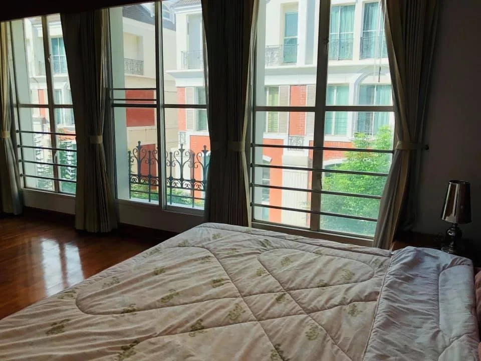 Baan Klang Krung Thonglor — photo 8
