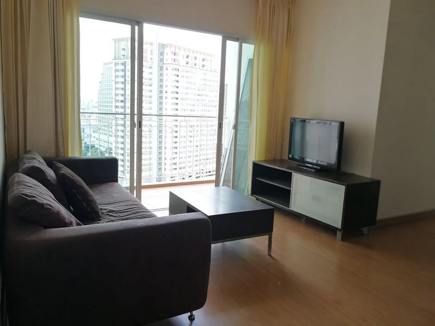 Urbano Absolute Sathon - Taksin — photo 1