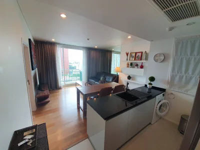 Wind Sukhumvit 23