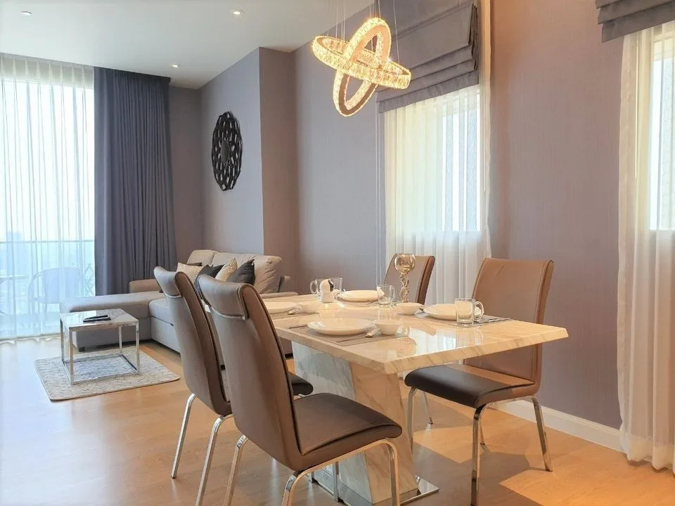 Magnolias Waterfront Residences — photo 4