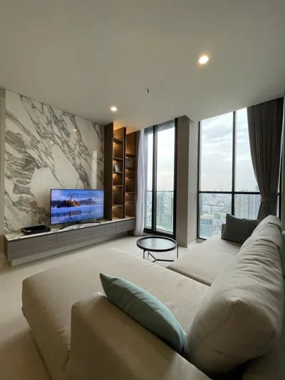 Noble Ploenchit