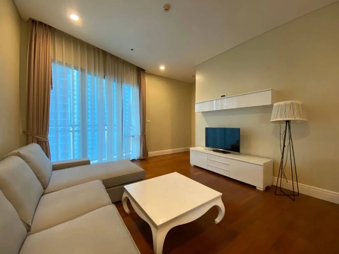 Bright Sukhumvit 24 — photo 2