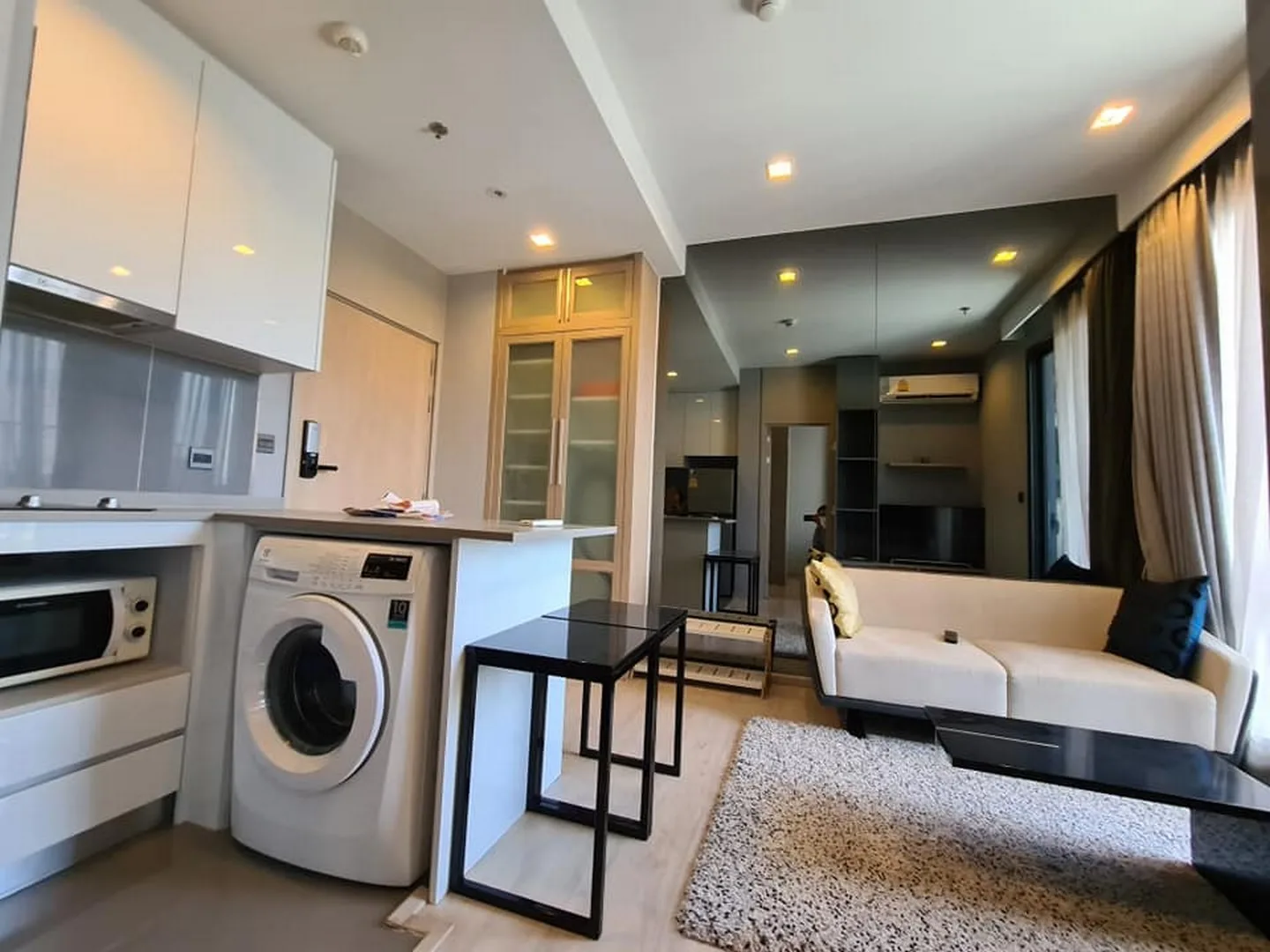 M Thonglor 10 — photo 2