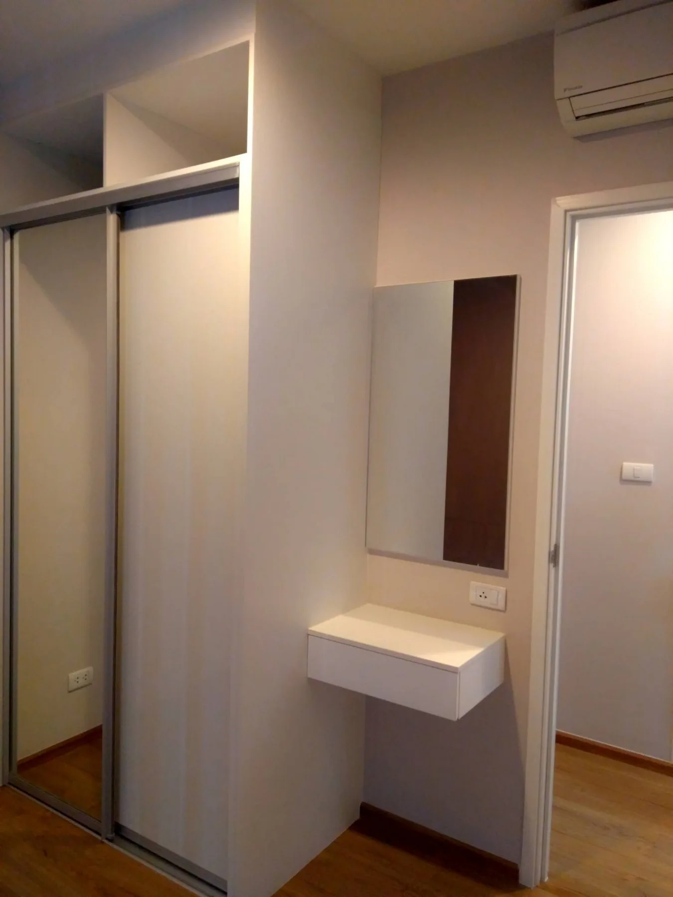 Fuse Chan - Sathorn — photo 5
