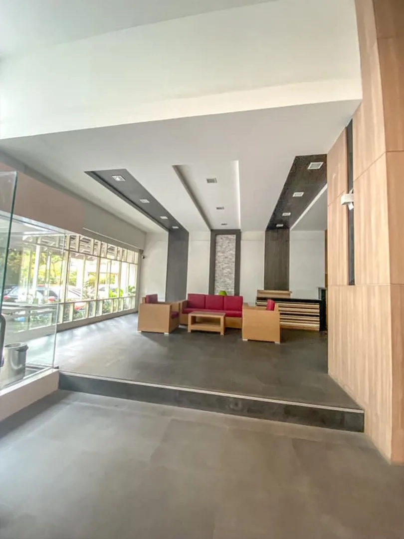 Thonglor Tower — photo 10