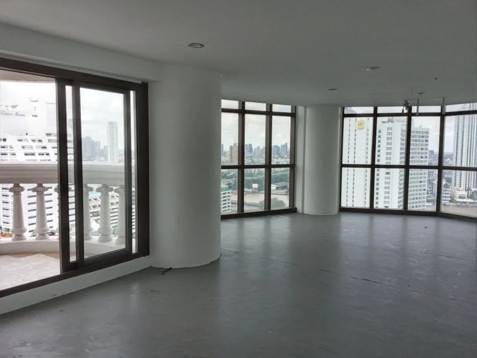 State Tower — photo 3