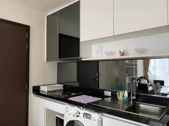 Sky Walk Condominium — photo 9