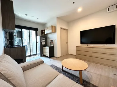 The Base Phetchaburi-thonglor