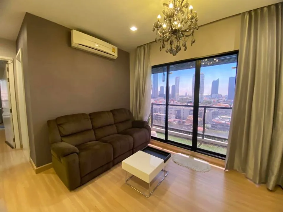 Urbano Absolute Sathon - Taksin — photo 1
