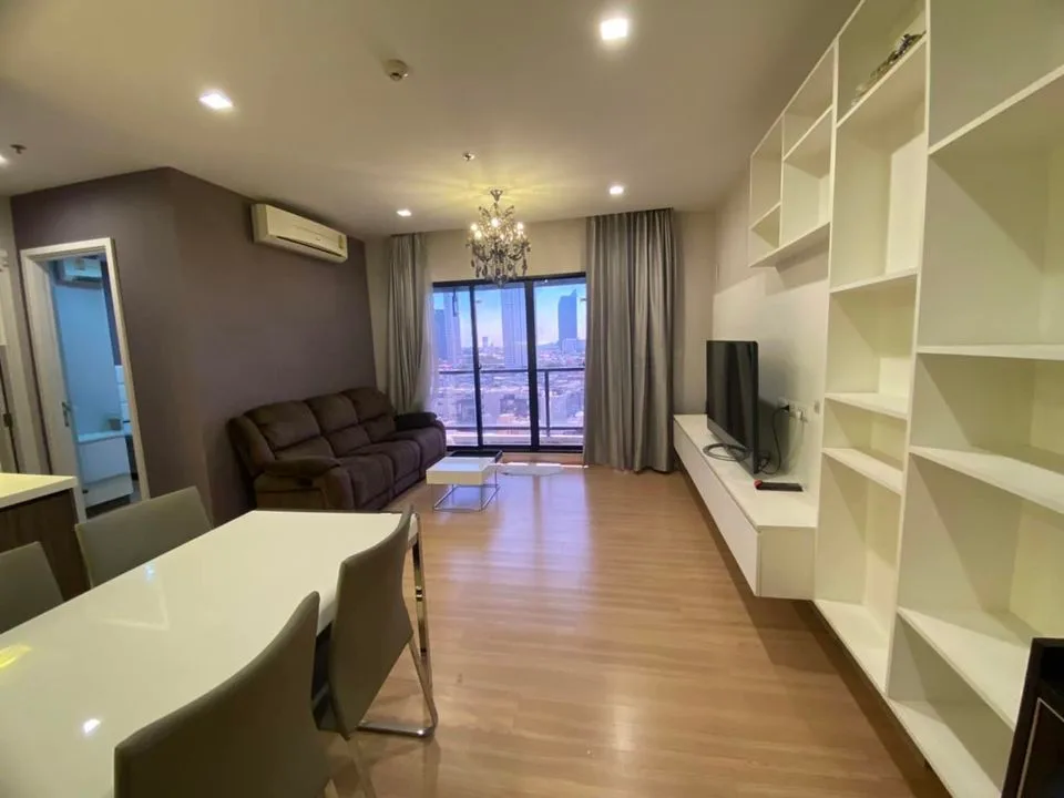 Urbano Absolute Sathon - Taksin — photo 2