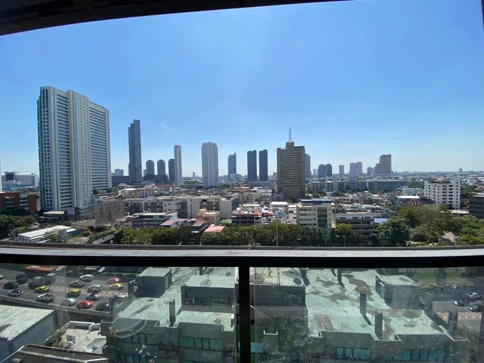 Urbano Absolute Sathon - Taksin — photo 13