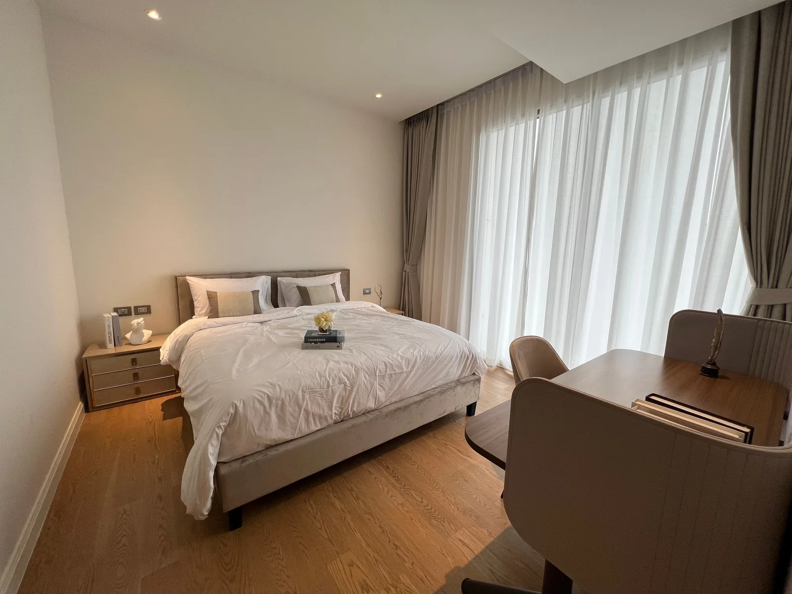Magnolias Waterfront Residences — photo 7