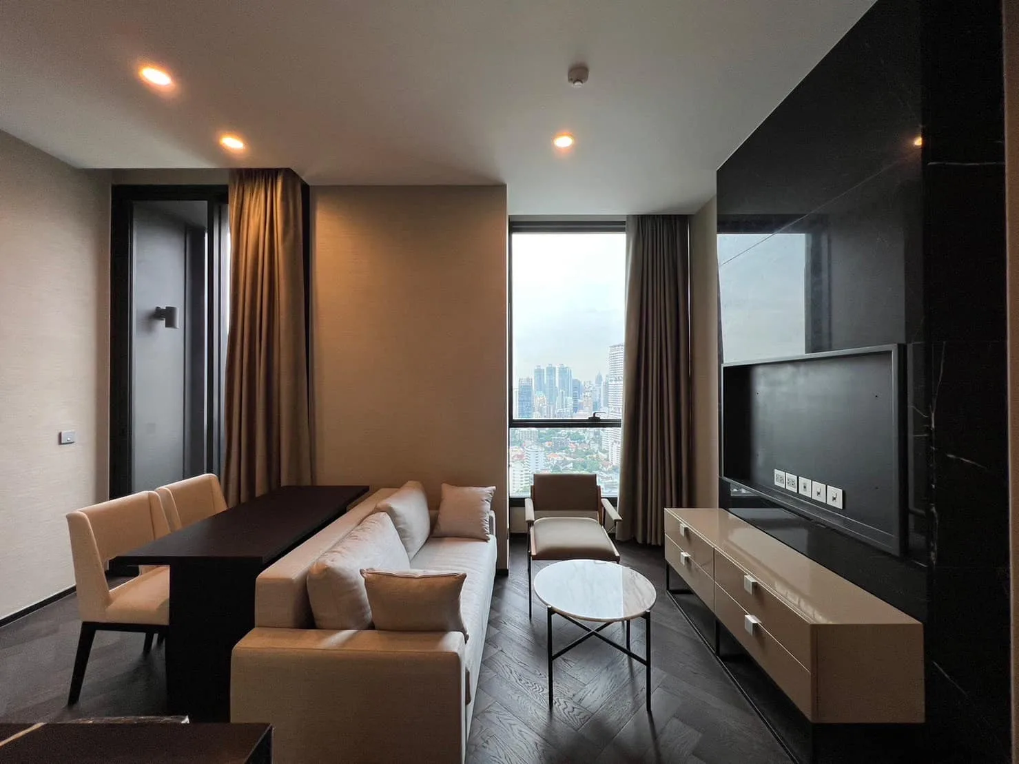 The Esse Sukhumvit 36 — photo 2