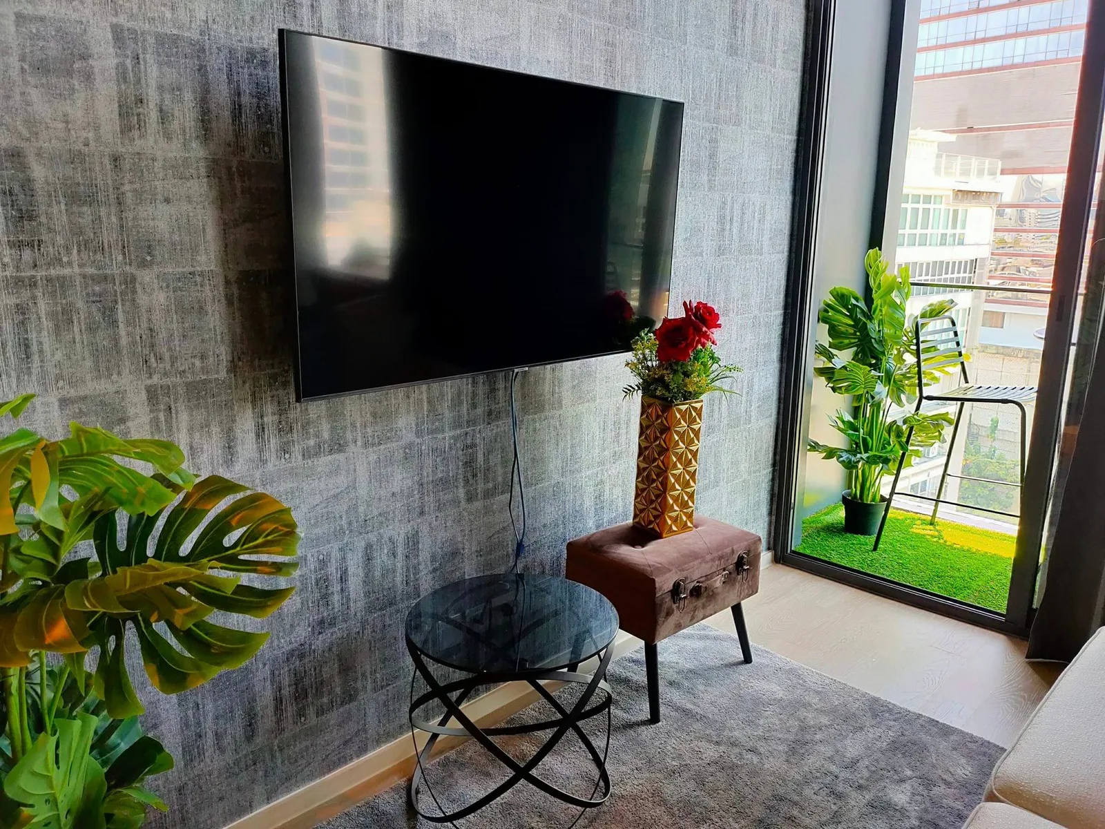 Ashton Silom — photo 2