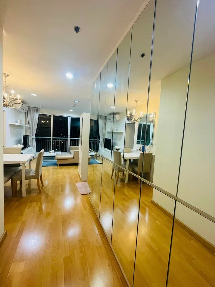 Life @ Phahon - Ari — photo 2
