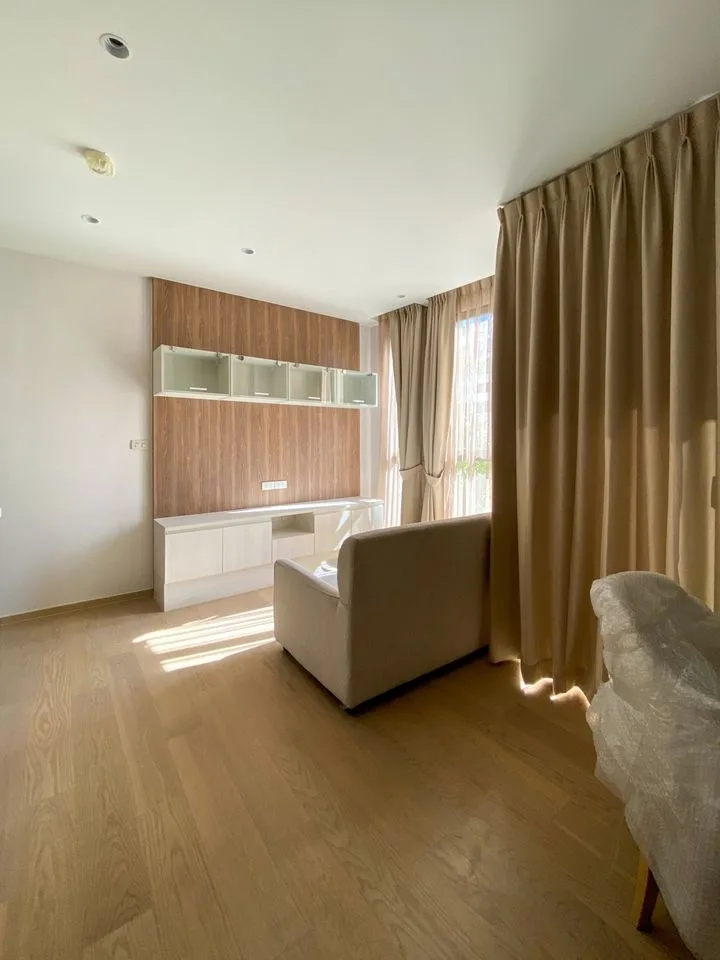 Runesu Thonglor 5 — photo 6