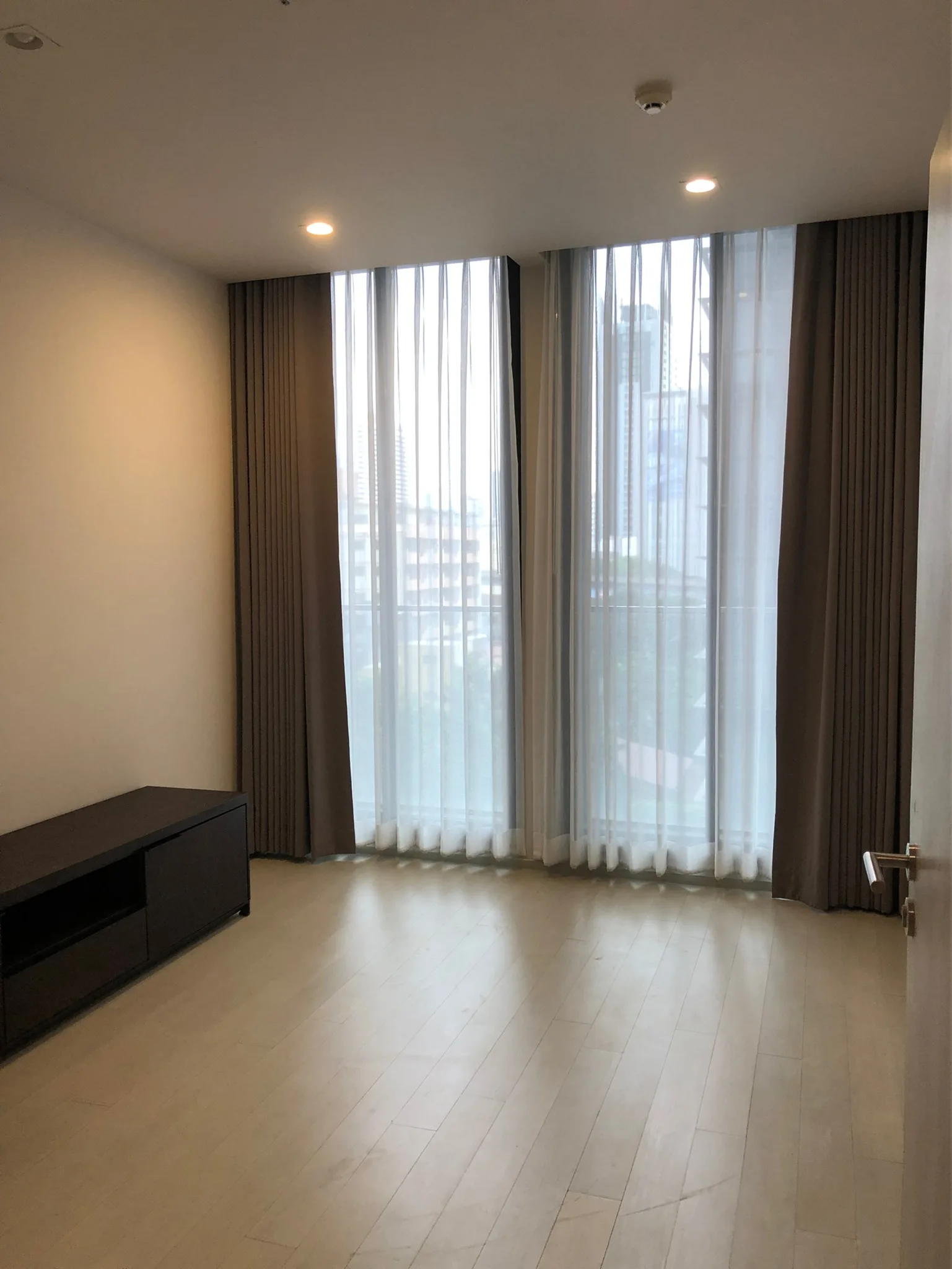 Noble Ploenchit — photo 12