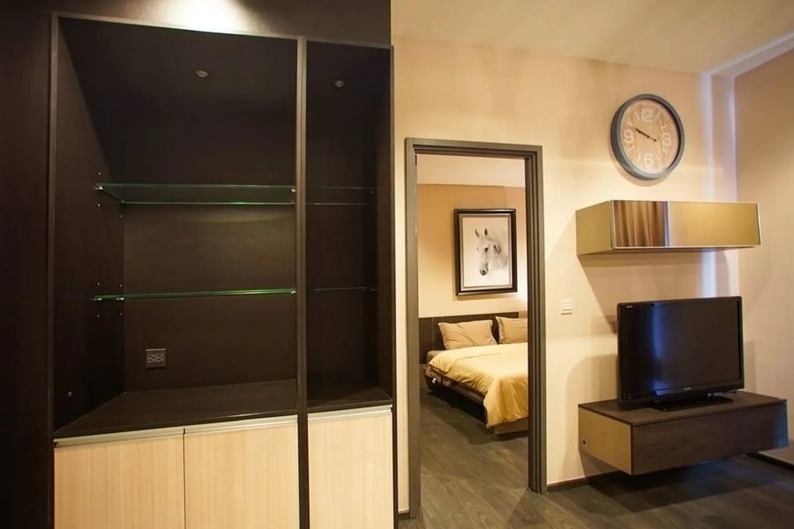 Edge Sukhumvit 23 — photo 7