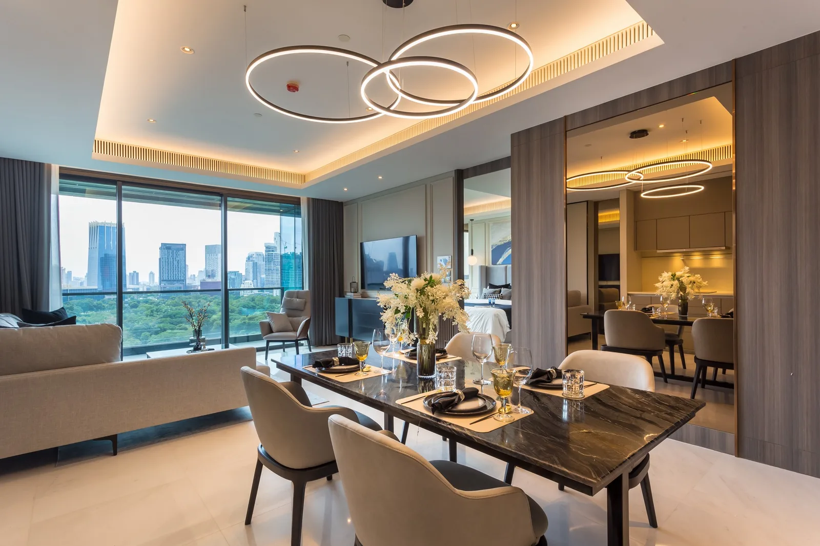 Sindhorn Tonson — photo 15