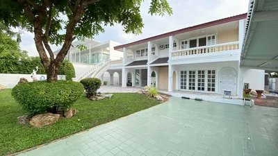 Panya Village Pattanakarn