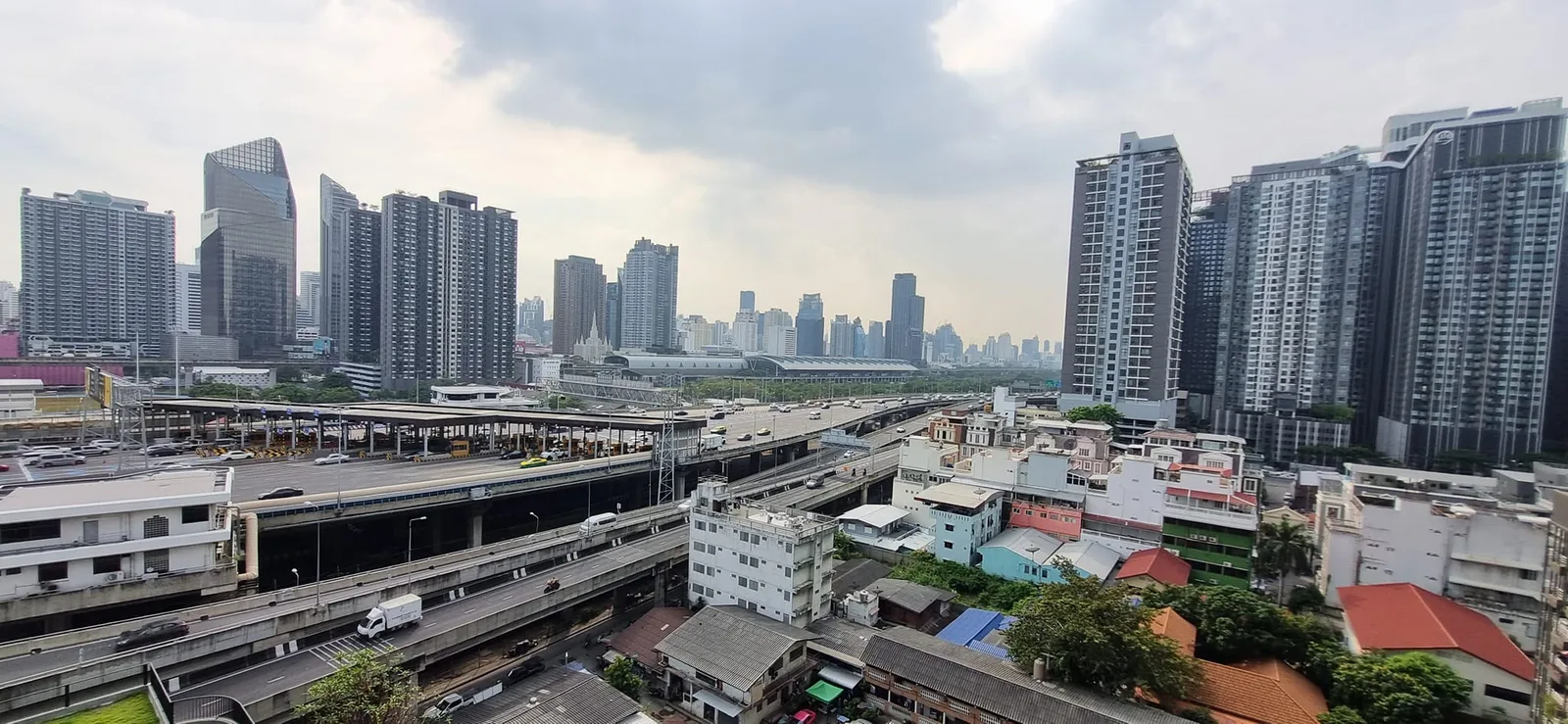 LIFE Asoke - Rama 9 — photo 7