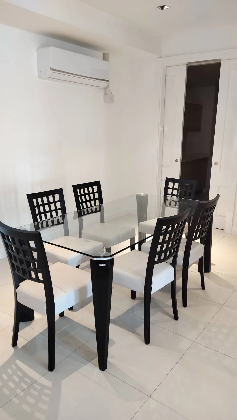 Athenee Residence — photo 9