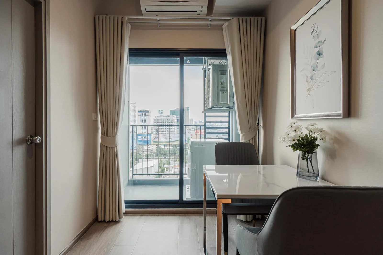 Ideo Rama 9 - Asoke — photo 5