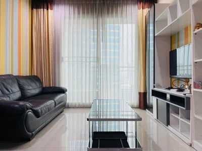 Circle Condominium