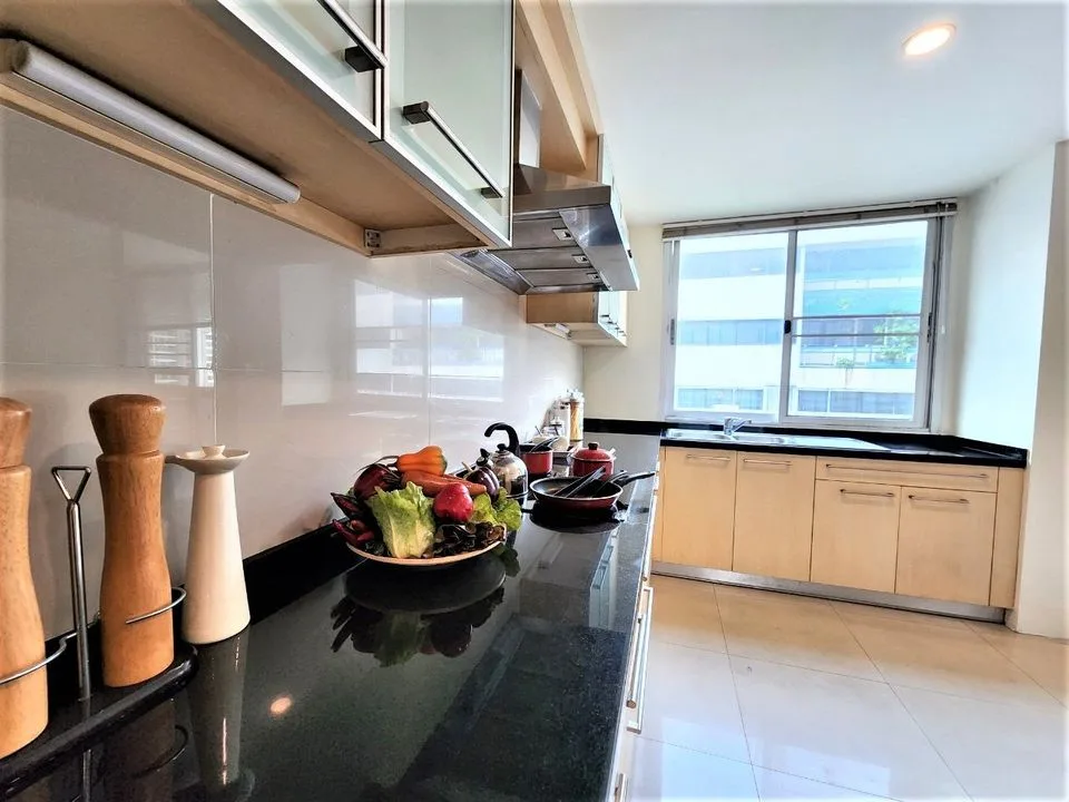Sathorn Gallery Residences — photo 18