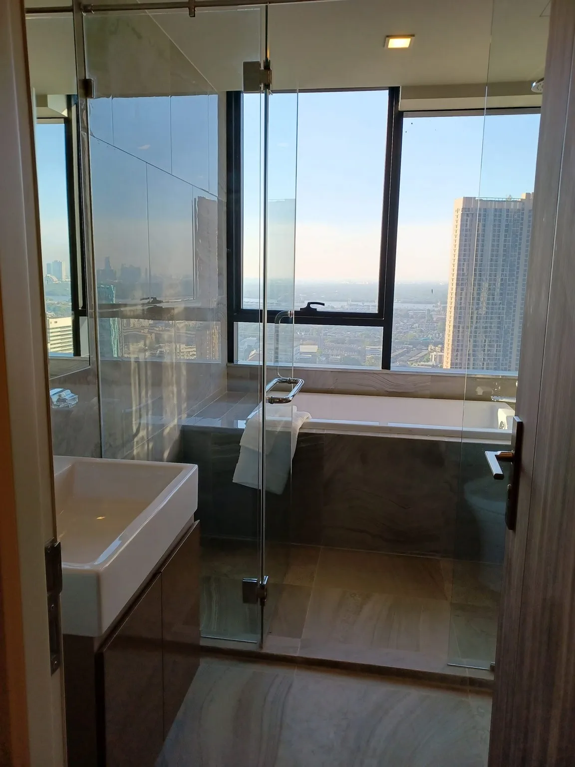 Ideo Q Sukhumvit 36 — photo 9