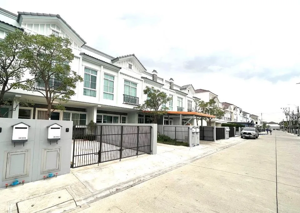 Indy Bangna-ramkhamhaeng 2 — photo 26