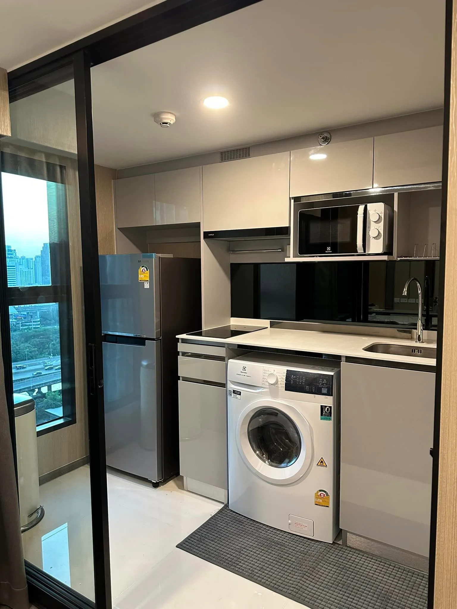 KnightsBridge Space – Rama9 — photo 18